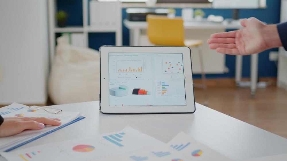 Mastering Engagement: Analytics Dashboards for Learning Platforms